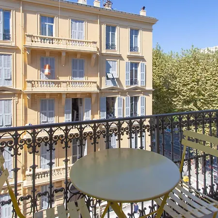 Gioffredo Furnished Flat Apartment *