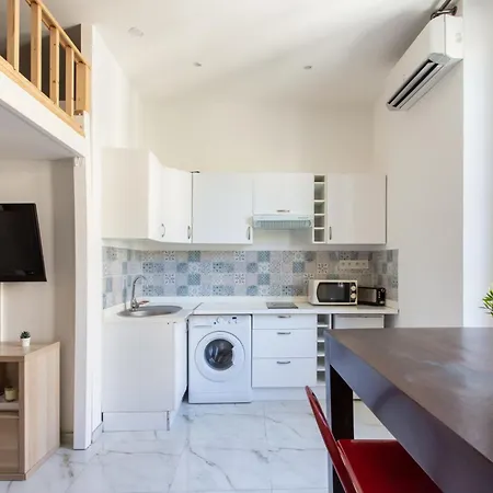 شقة Gioffredo Furnished Flat *
